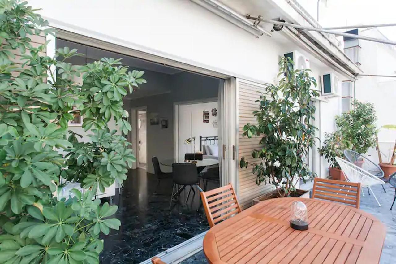 A Masterpiece In Plaka With Big Balcony And Acropolis View Leilighet Athen Eksteriør bilde